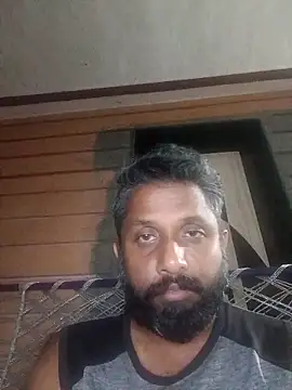 Snapshot of carria_homes chatting on 10-17-25, 05:48 carria homes online show from 10-17-25, 05:48