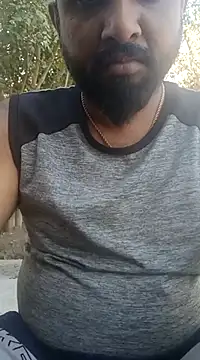 Snapshot of carria_homes chatting on 02-17-25, 03:25 carria homes online show from 02-17-25, 03:25