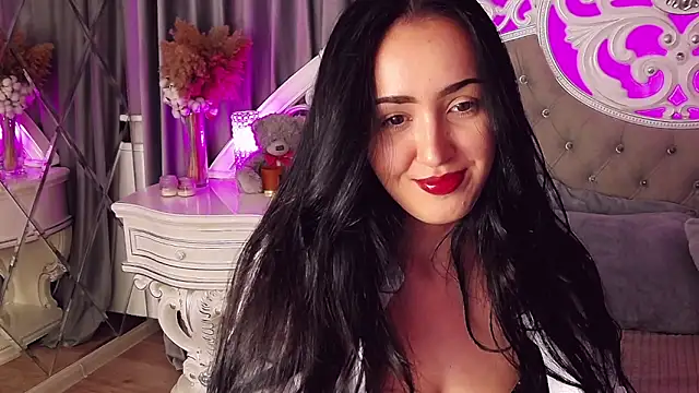 KimKhallifa online show from 09-25-25, 04:18