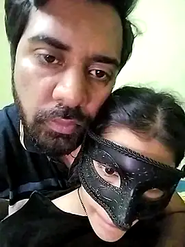 insta hotpair online show from 02-18-25, 04:58