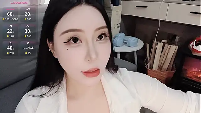 Caicai-a online show from 12-04-25, 08:35