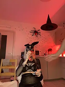 SOFYandMIKE online show from 10-21-25, 05:45