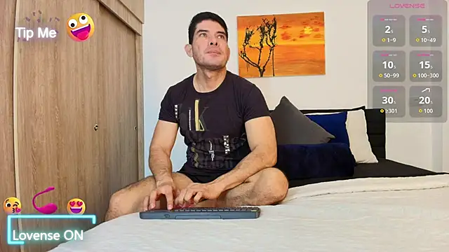 Andrewstelle coleman online show from 10-31-25, 03:08