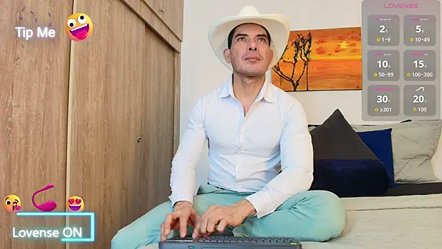 Andrewstelle coleman online show from 12-05-25, 01:16