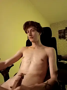 HalloMarcy online show from 11-04-25, 04:44