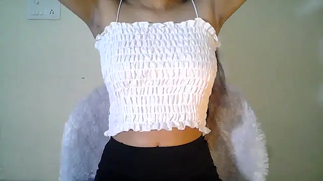 Snapshot of Naughty_Nayra chatting on 09-23-25, 04:58 Naughty Nayra online show from 09-23-25, 04:58