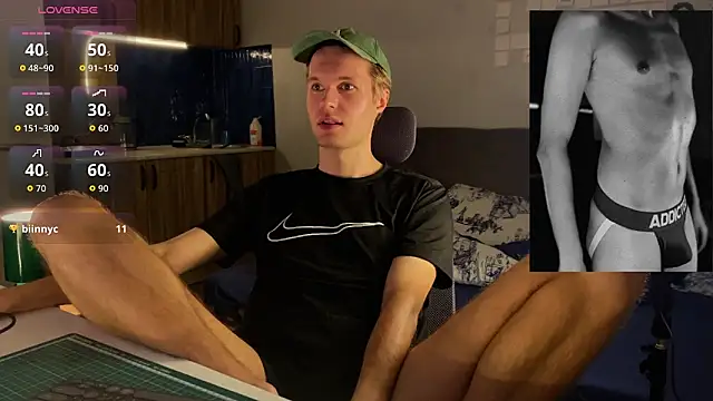 Leonnextdoor online show from 02-12-26, 06:29