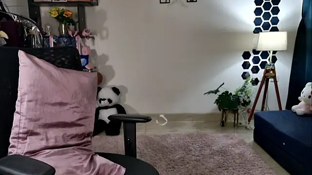 roseofvenom online show from 04-05-26, 06:03