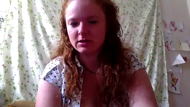 Snapshot of Rae_Jeannie chatting on 07-10-26, 08:03 Rae Jeannie online show from 07-10-26, 08:03