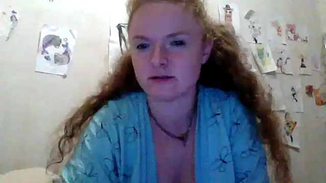 Snapshot of Rae_Jeannie chatting on 10-21-25, 04:17 Rae Jeannie online show from 10-21-25, 04:17