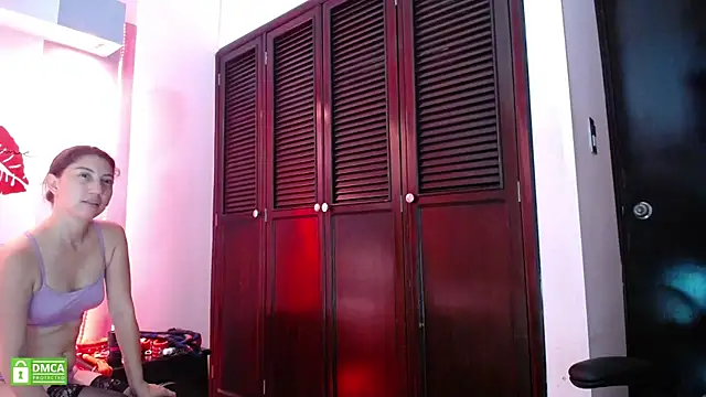 Snapshot of narendra_dayaramm chatting on 02-23-25, 01:13 narendra dayaramm online show from 02-23-25, 01:13