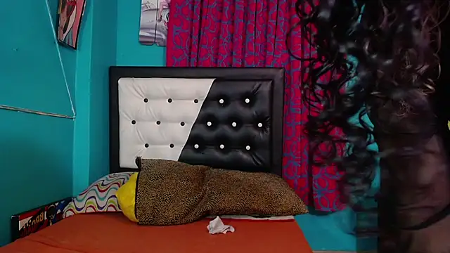 valerie mase online show from 01-05-26, 08:12