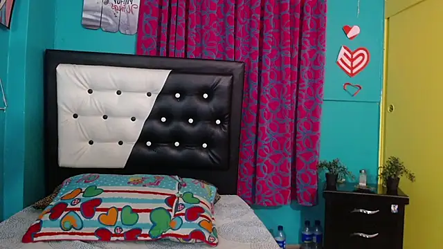 valerie mase online show from 10-20-25, 06:41