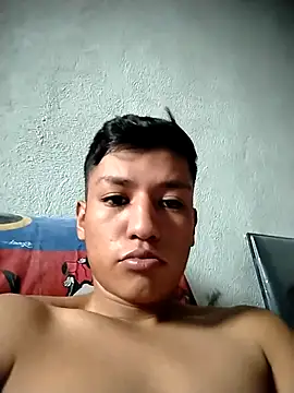 Snapshot of MartzJJ chatting on 10-28-25, 09:36 MartzJJ online show from 10-28-25, 09:36