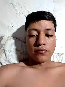 Snapshot of MartzJJ chatting on 09-11-25, 02:44 MartzJJ online show from 09-11-25, 02:44