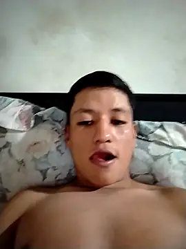 Snapshot of MartzJJ chatting on 09-12-25, 10:09 MartzJJ online show from 09-12-25, 10:09