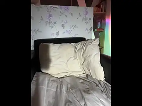 Ninabrunette18 online show from 03-06-26, 08:53