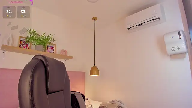 violeta candyy  online show from 06-26-26, 10:48