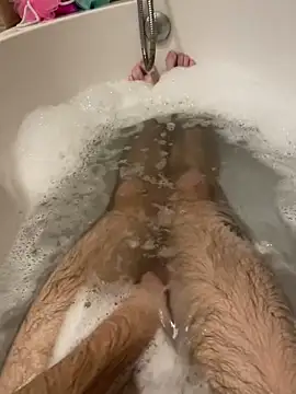 tomasek28 online show from 12-18-25, 09:07