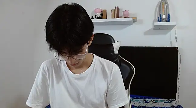 Snapshot of nohatwink chatting on 02-01-25, 03:08 nohatwink online show from 02-01-25, 03:08