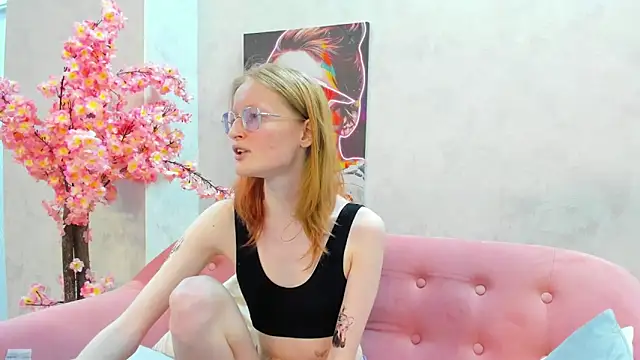 Snapshot of ElizabethHarpper chatting on 02-14-25, 03:15 ElizabethHarpper online show from 02-14-25, 03:15