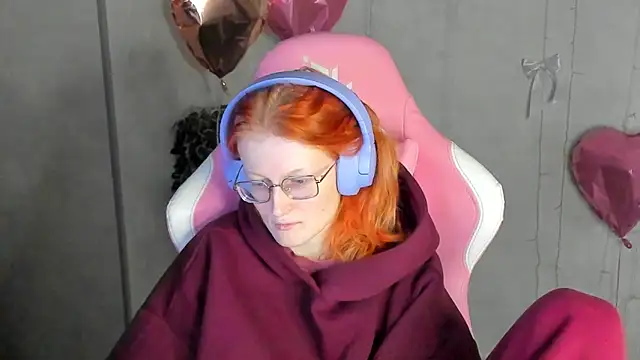 ElizabethHarpper online show from 02-26-26, 05:13