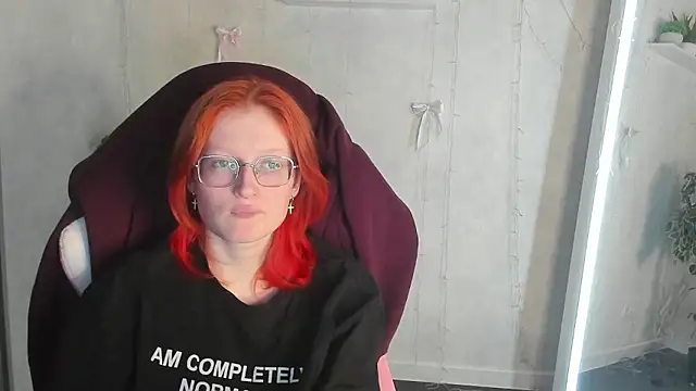 ElizabethHarpper online show from 01-13-26, 01:20