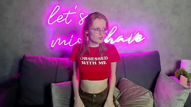 Snapshot of ElizabethHarpper chatting on 02-01-25, 11:10 ElizabethHarpper online show from 02-01-25, 11:10