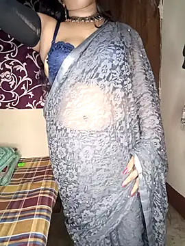 Hot muskaan online show from 11-19-25, 06:08