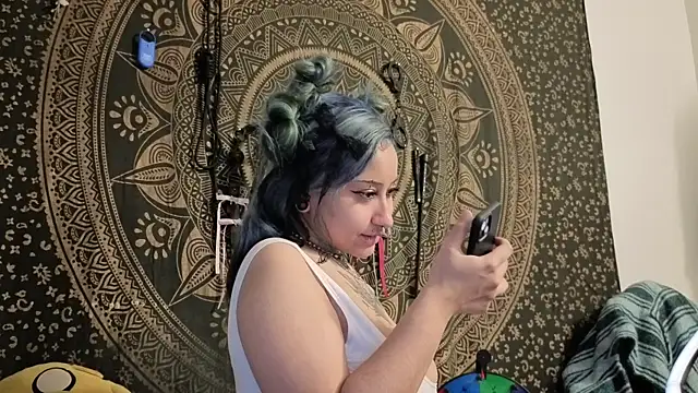 deluxxxeblu online show from 12-14-25, 04:51