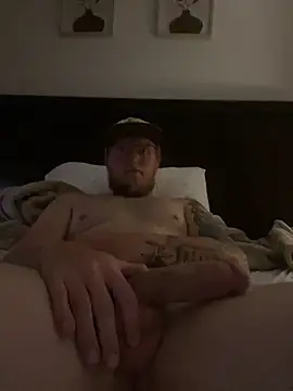 Snapshot of tcadle1824 chatting on 04-04-26, 02:29 tcadle1824 online show from 04-04-26, 02:29