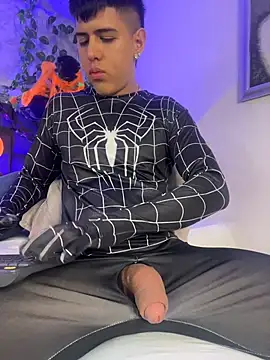 Angel Khouri online show from 10-31-25, 03:47