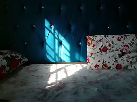 SexyLadyBoosxx online show from 05-15-26, 12:14