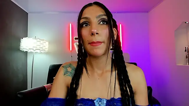 miss   evangeline online show from 02-05-26, 02:07