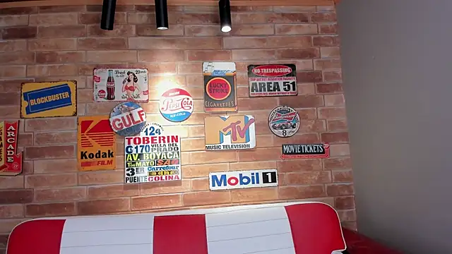 miss   evangeline online show from 09-16-25, 02:34