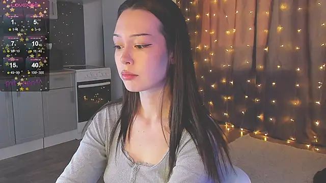 kittenrisha online show from 12-20-25, 05:10