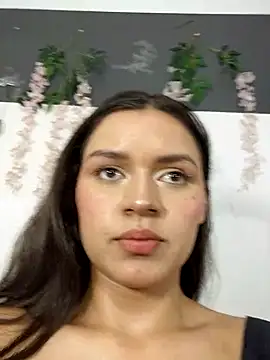 Snapshot of Danni_shy chatting on 02-13-26, 09:59 Danni shy online show from 02-13-26, 09:59