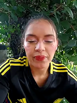 Danni shy online show from 06-15-26, 06:51