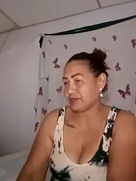 Snapshot of Abigail_BigTits chatting on 01-21-25, 03:59 Abigail BigTits online show from 01-21-25, 03:59