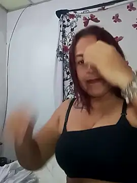 Snapshot of Abigail_BigTits chatting on 03-01-25, 03:21 Abigail BigTits online show from 03-01-25, 03:21