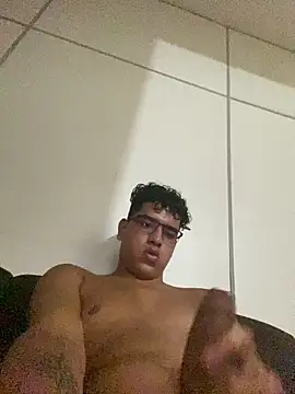 Snapshot of jeyse chatting on 02-20-25, 12:41 jeyse online show from 02-20-25, 12:41