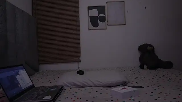 womantall99 online show from 03-23-26, 01:00