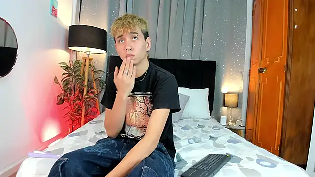 Brian-Ausslos online show from 02-15-25, 04:25