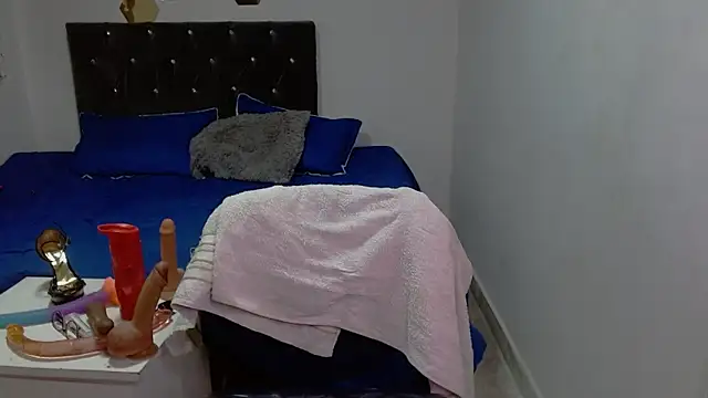 brittanysexhot online show from 09-22-25, 07:09