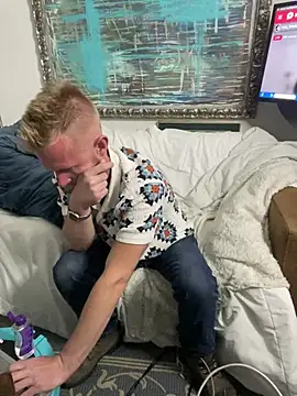 Snapshot of bjay1210 chatting on 01-15-25, 08:51 bjay1210 online show from 01-15-25, 08:51