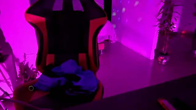 Adam Valenciia online show from 02-06-26, 11:17