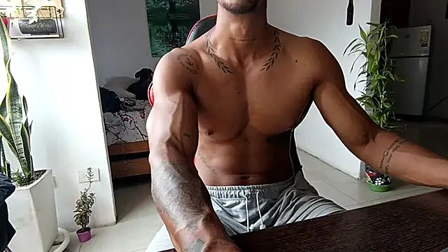 Adam Valenciia online show from 04-08-26, 04:41