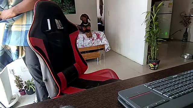 Adam Valenciia online show from 02-26-26, 04:40