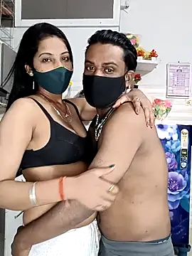 Snapshot of Best-Couple chatting on 03-21-25, 11:55 Best-Couple online show from 03-21-25, 11:55