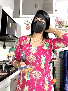 Best-Couple online show from 04-14-26, 03:00